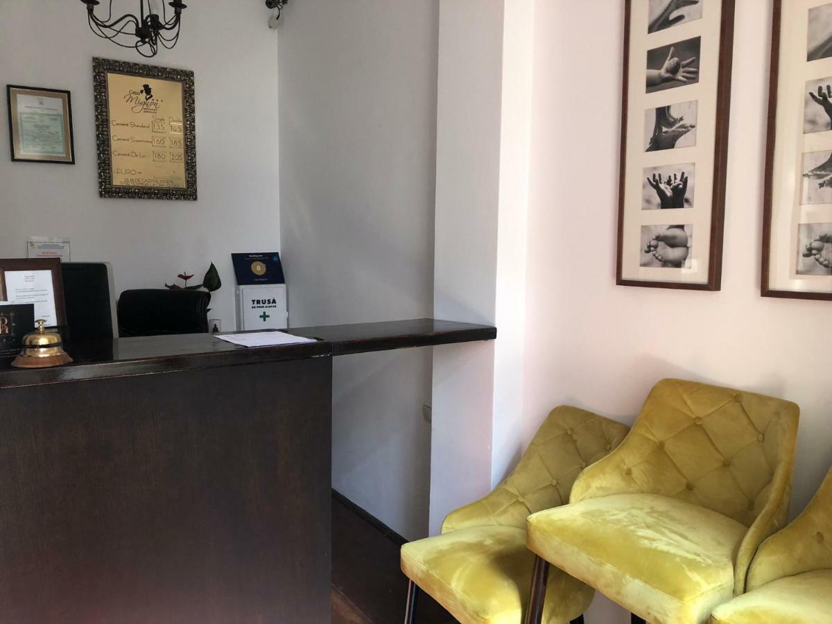 Casa Mignon Hotel Oradea Ngoại thất bức ảnh